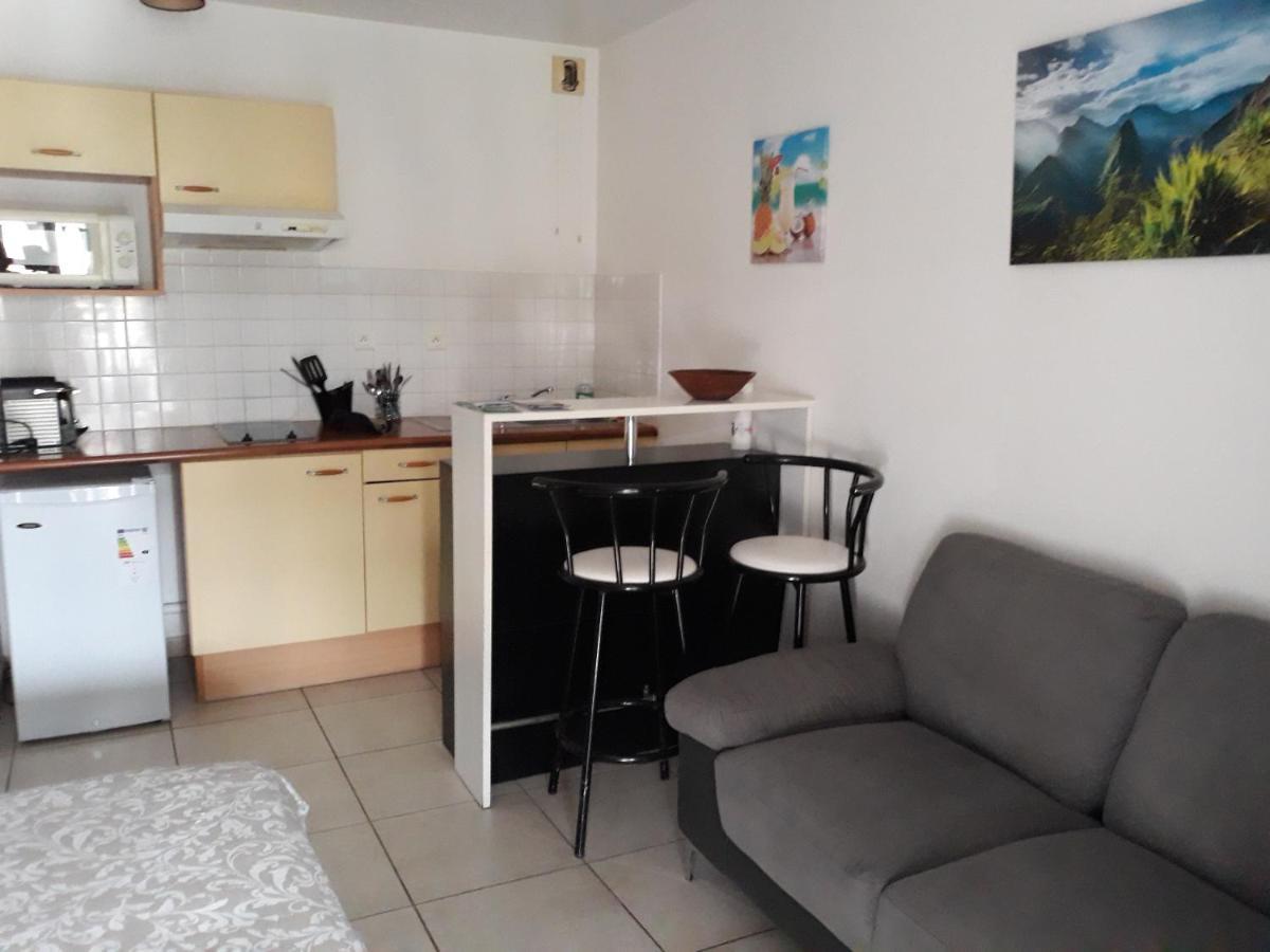 Apartamento Les Pieds Dans L'Eau ! Saint-Gilles-les-Bains Exterior foto